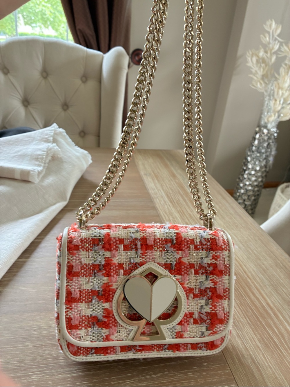 NEW, GORGEOUS KATE SPADE BAG! The heart turns to open! ♠️♠️ - Picture 1 of 14
